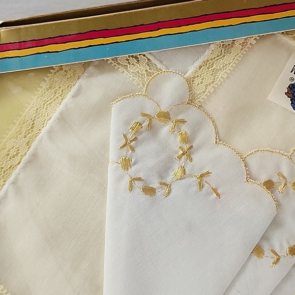 2pc vintage Fruit of the Loom handkerchiefs NIB - Picture 4 of 9